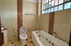 6 Bed Villa with En Suite in Nyari - 7