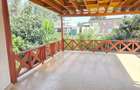 5 Bed Townhouse with En Suite at Convent Drive - 10