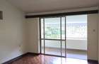 4 Bed Townhouse with En Suite in Spring Valley - 16