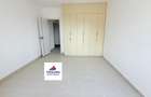 4 Bed Apartment with En Suite in Spring Valley - 9