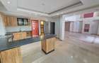 5 Bed Townhouse with En Suite at Convent Drive - 4