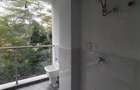 1 Bed Apartment with Gym in Riverside - 2