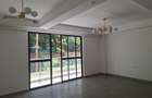 2 Bed Apartment with En Suite in Riverside - 11