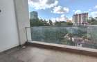 4 Bed Apartment with En Suite at Riverside Drive - 17
