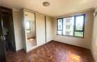 4 Bed Apartment in Riverside - 6