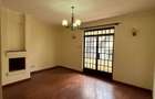 5 Bed Townhouse with En Suite in Lavington - 14
