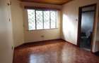 4 Bed Townhouse with En Suite at Lavington - 16