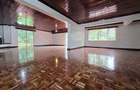 4 Bed House with En Suite at Lavington Green. - 11