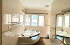 4 Bed Townhouse with En Suite at Riverside Drive - 10