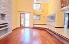 5 Bed Townhouse with En Suite at Lavington Green - 8