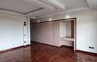 2 Bed Apartment with En Suite in Kileleshwa - 9