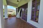 4 Bed House with En Suite in Runda - 16