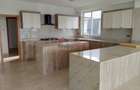 4 Bed Apartment with En Suite in Westlands Area - 3