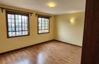 4 Bed Apartment with En Suite in General Mathenge - 19