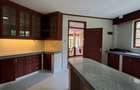 4 Bed Townhouse with En Suite in Lavington - 8