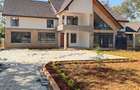 4 Bed House with En Suite at Bongani - 20