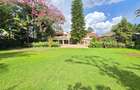 6 Bed House with En Suite in Lavington - 2