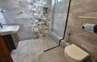 5 Bed House with En Suite at Kyuna - 7