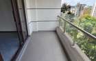 3 Bed Apartment with En Suite in Riverside - 6
