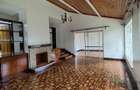 4 Bed Townhouse with Swimming Pool in Riverside - 5