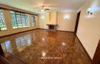 6 Bed House with Garden in Nyari - 13