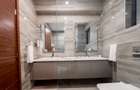 3 Bed Apartment with En Suite in Riverside - 4