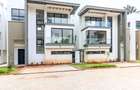4 Bed Townhouse with En Suite in Lavington - 2