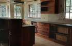 5 Bed Townhouse with En Suite in Rosslyn - 18