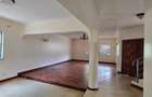 5 Bed Townhouse with En Suite in Lavington - 2