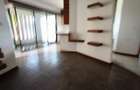 3 Bed Apartment with En Suite in Parklands - 8