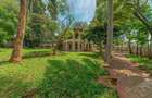 5 Bed House with En Suite in Runda - 2