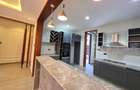 4 Bed House with En Suite at Membley - 4
