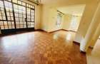 4 Bed Townhouse with En Suite at Lavington - 19