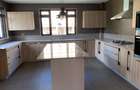 5 Bed Townhouse with En Suite in Kitisuru - 20