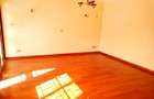5 Bed Townhouse with En Suite in Lavington - 6