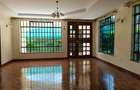 4 Bed Townhouse with En Suite in Lavington - 6