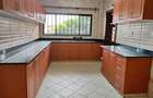 4 Bed Apartment with En Suite at Brookside Drive - 5