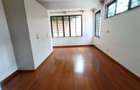 5 Bed House with En Suite in Lavington - 11