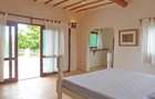 4 Bed Villa with En Suite in Watamu - 11