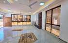 4 Bed Townhouse with En Suite at Coca-Cola - 5