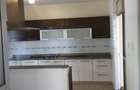 6 Bed Townhouse in Valley Arcade - 12