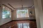 5 Bed Townhouse with En Suite in Lavington - 15