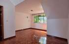 4 Bed Villa with En Suite in Lavington - 11
