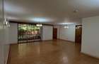 3 Bed Apartment with En Suite in Westlands Area - 2