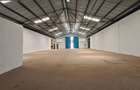 5,000 ft² Warehouse with Service Charge Included in Industrial Area - 1