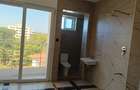 Serviced 3 Bed Apartment with En Suite at Beach Road - 14