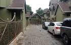 4 Bed Townhouse with En Suite in Karen - 2
