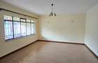 5 Bed Townhouse with En Suite in Lavington - 14