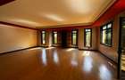 5 Bed Townhouse with En Suite in Lavington - 17