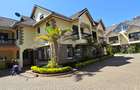 5 Bed Townhouse with En Suite at Lavington Green - 3